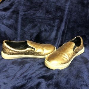 Gold just fab slip on sneakers